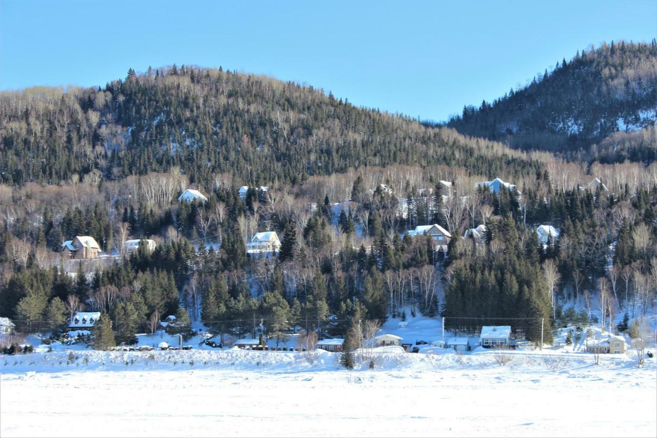 Panoramique Du Fjord Apartment LʼAnse-Saint-Jean Exterior foto