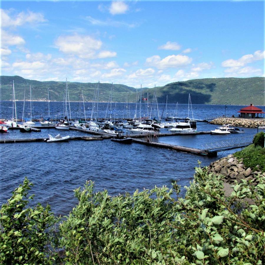 Panoramique Du Fjord Apartment LʼAnse-Saint-Jean Exterior foto